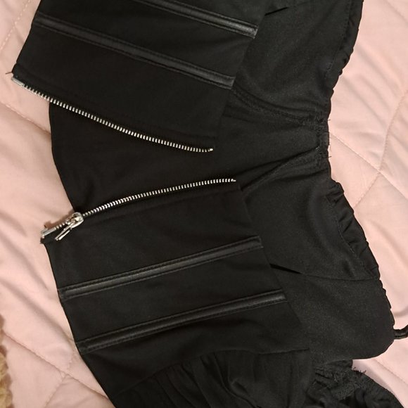 Top - Picture 3 of 4